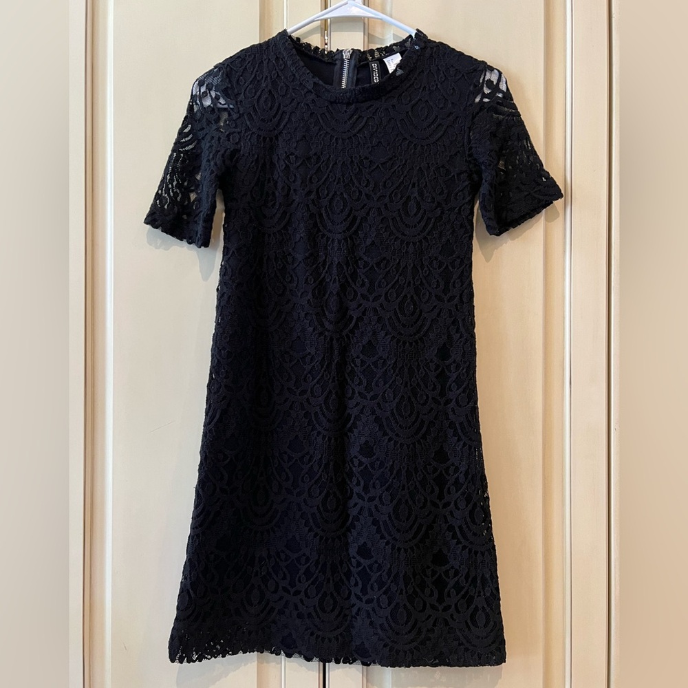 Divided H&M Short Sleeve Black Lace Dress Size 4